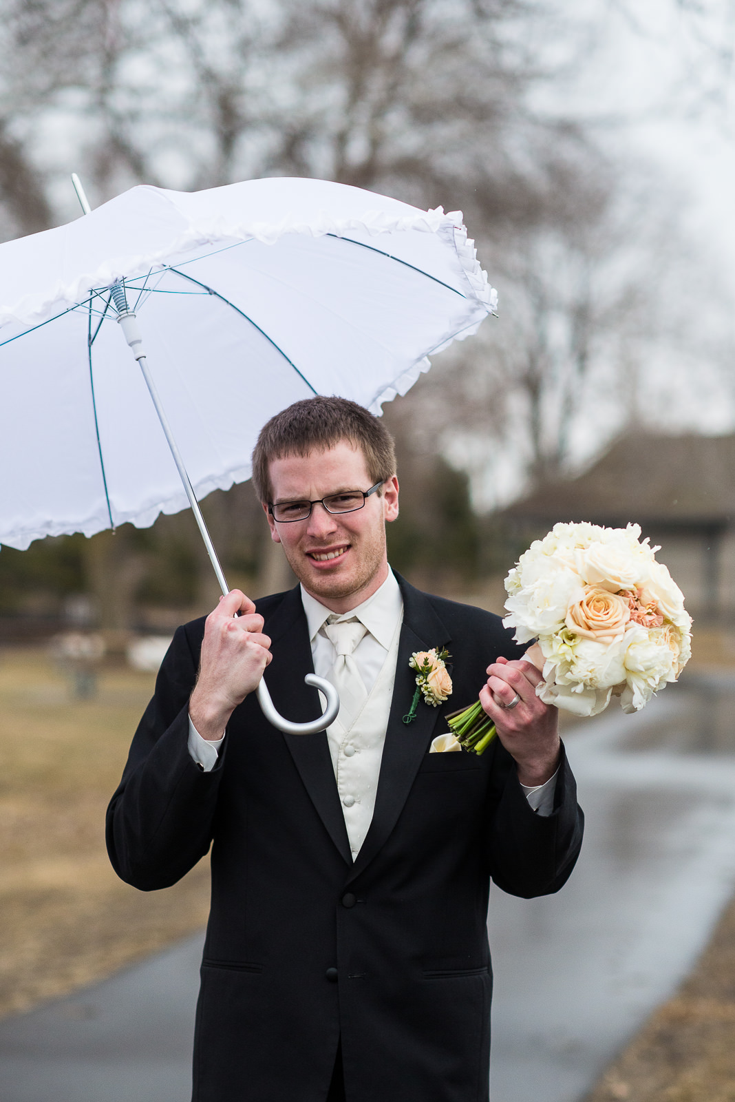 lumen, photography, adventurous, couture, wedding, engagement, minnesota, minneapolis, vadnais, heights, rainy, rain, boots