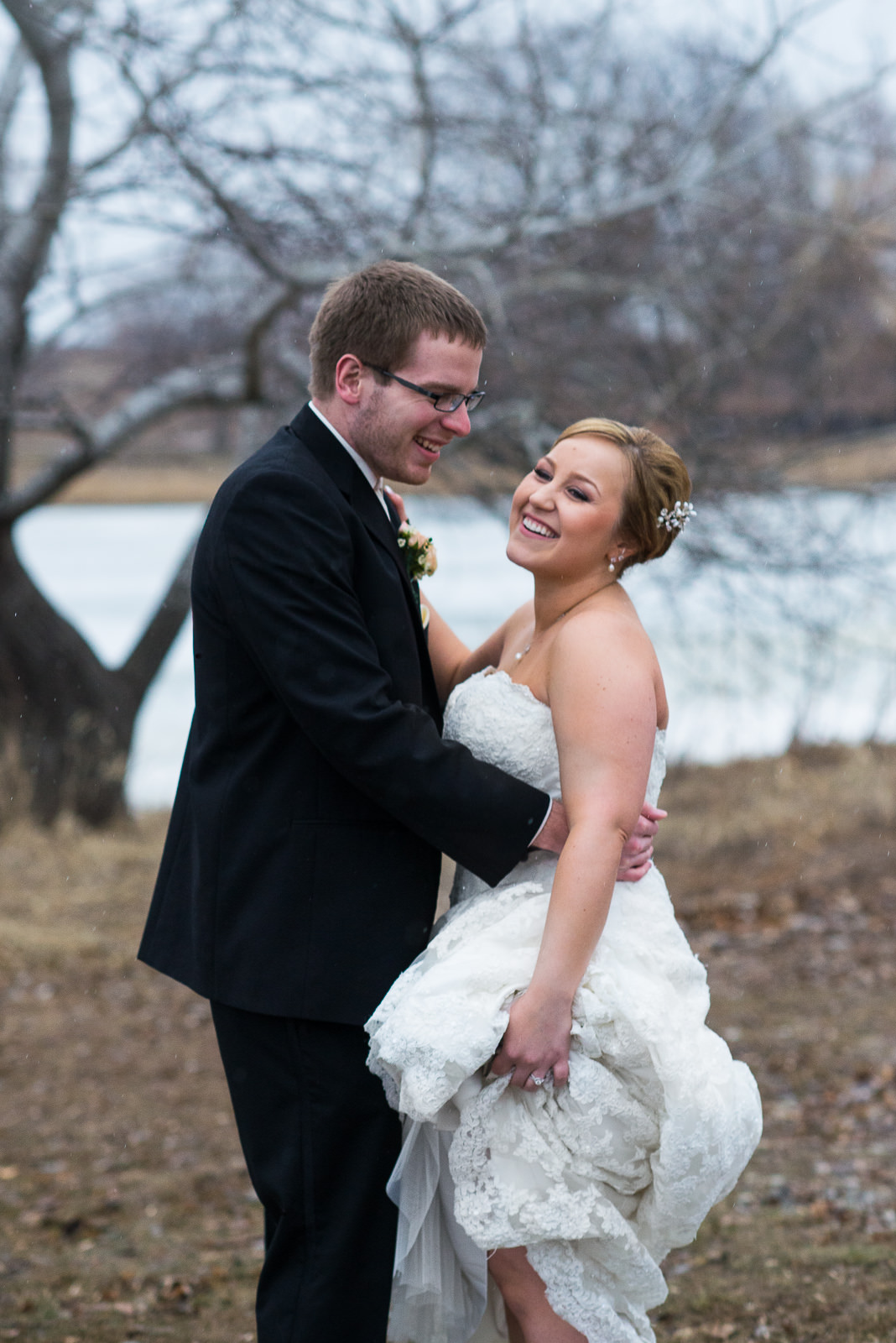 lumen, photography, adventurous, couture, wedding, engagement, minnesota, minneapolis, vadnais, heights, rainy, rain, boots