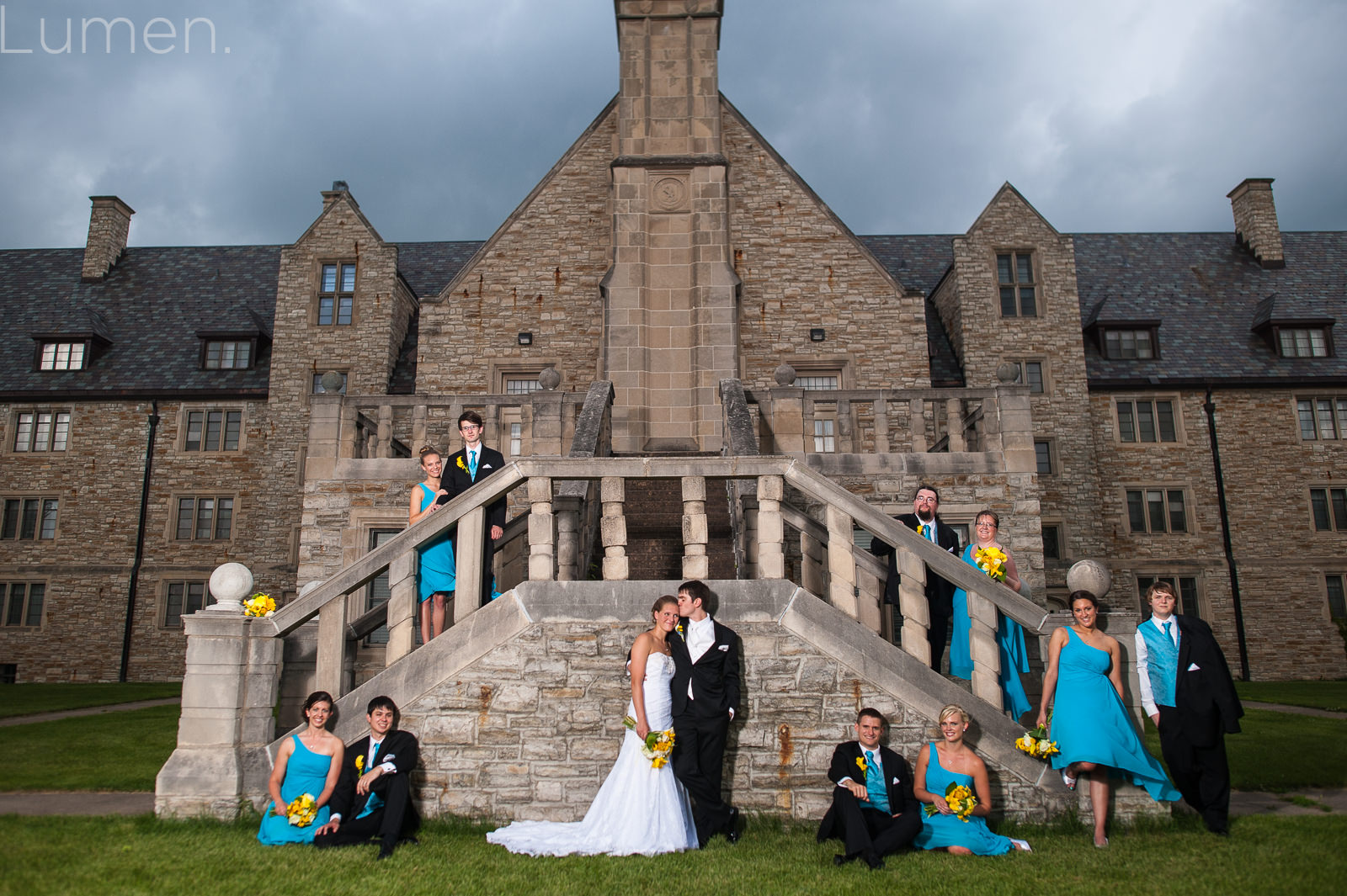 northfield, minnesota, boe chapel wedding photos, st. olaf, adventurous wedding photos, couture