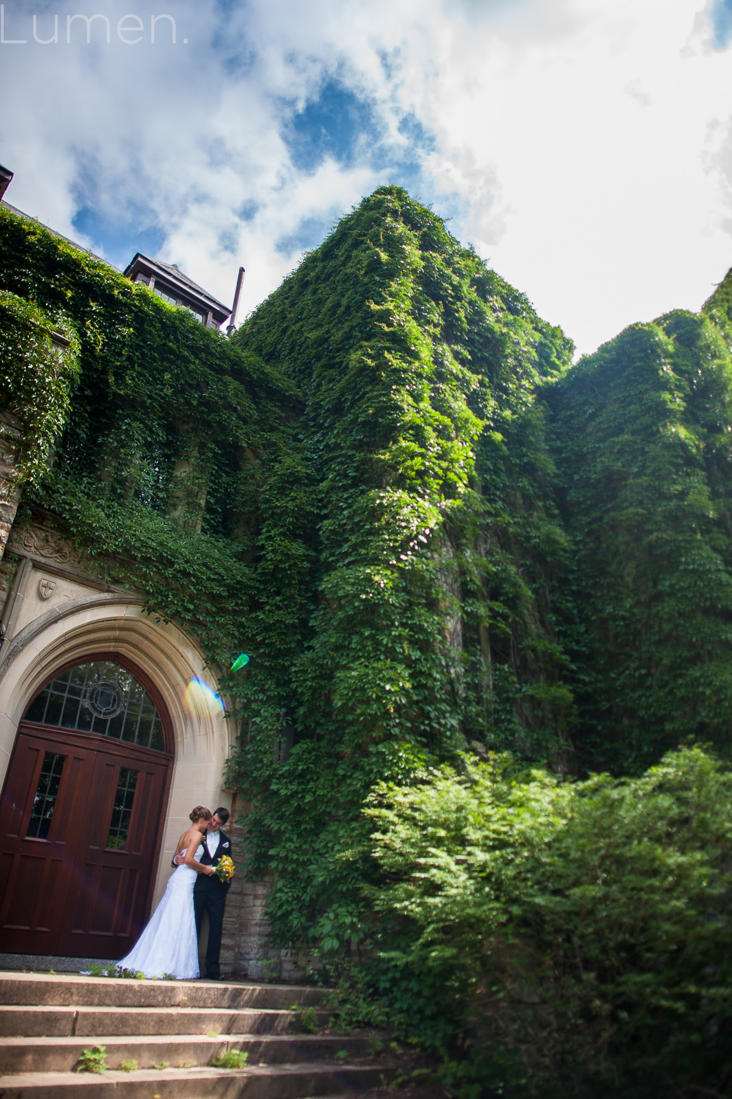 northfield, minnesota, boe chapel wedding photos, st. olaf, adventurous wedding photos, couture