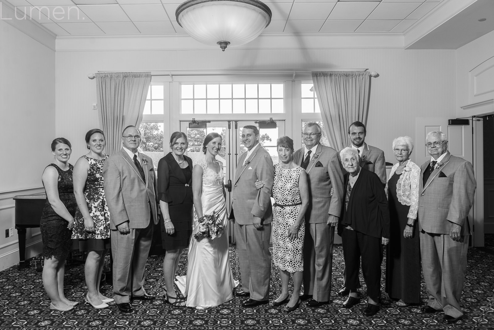 golden valley country club wedding photos, minneapolis, minnesota, adventurous wedding photos, couture, golf club, country club, emily, robert