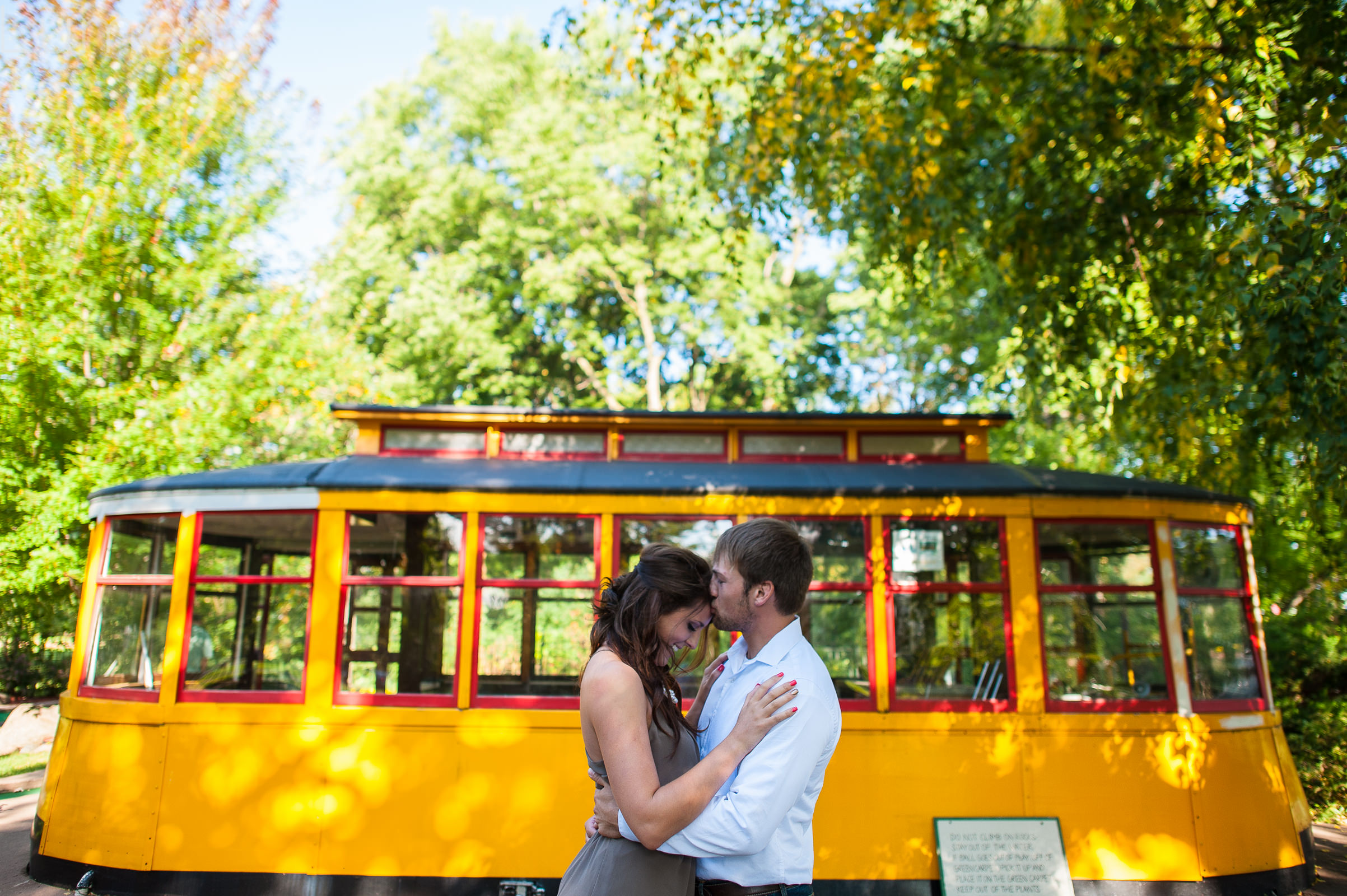 como zoo engagement session, adventurous  engagement photography,  st. paul, minnesota, minneapolis, lumen photography, shelby, josten