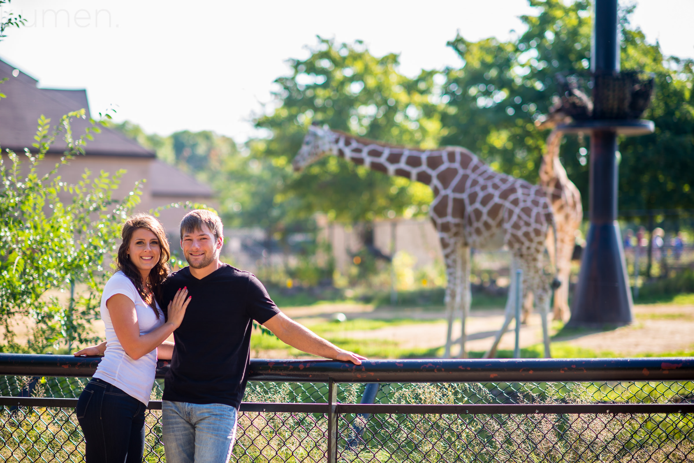 como zoo engagement session, adventurous  engagement photography,  st. paul, minnesota, minneapolis, lumen photography, shelby, josten