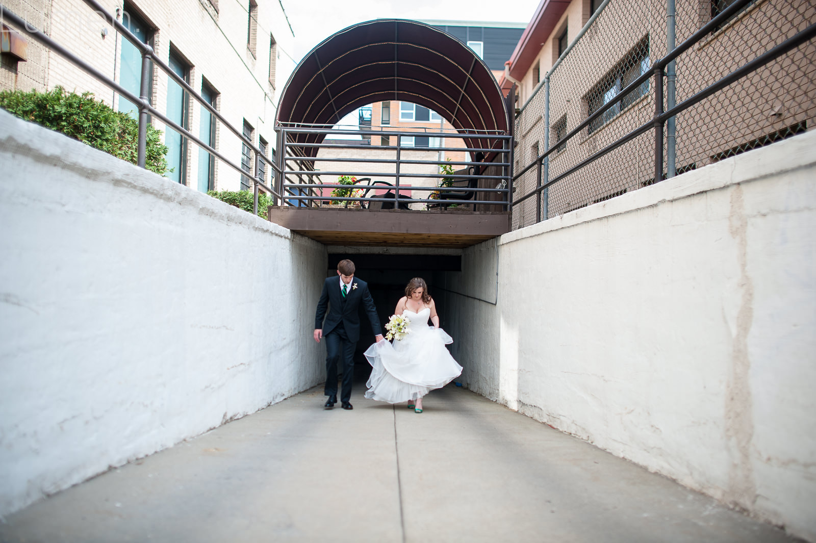 lumen photography, adventurous wedding photography, couture, minneapolis, minnesota, uptown wedding photos