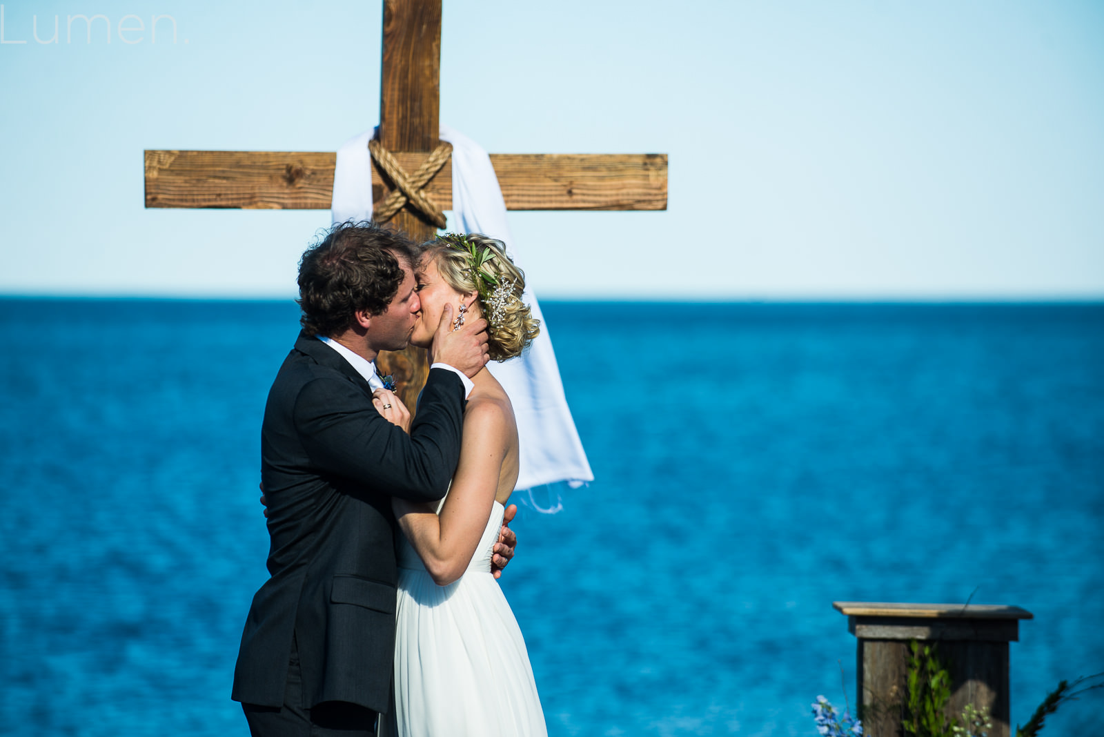 lumen photography, adventurous wedding photography, superior shores wedding photos,  minnesota wedding photography, two harbors