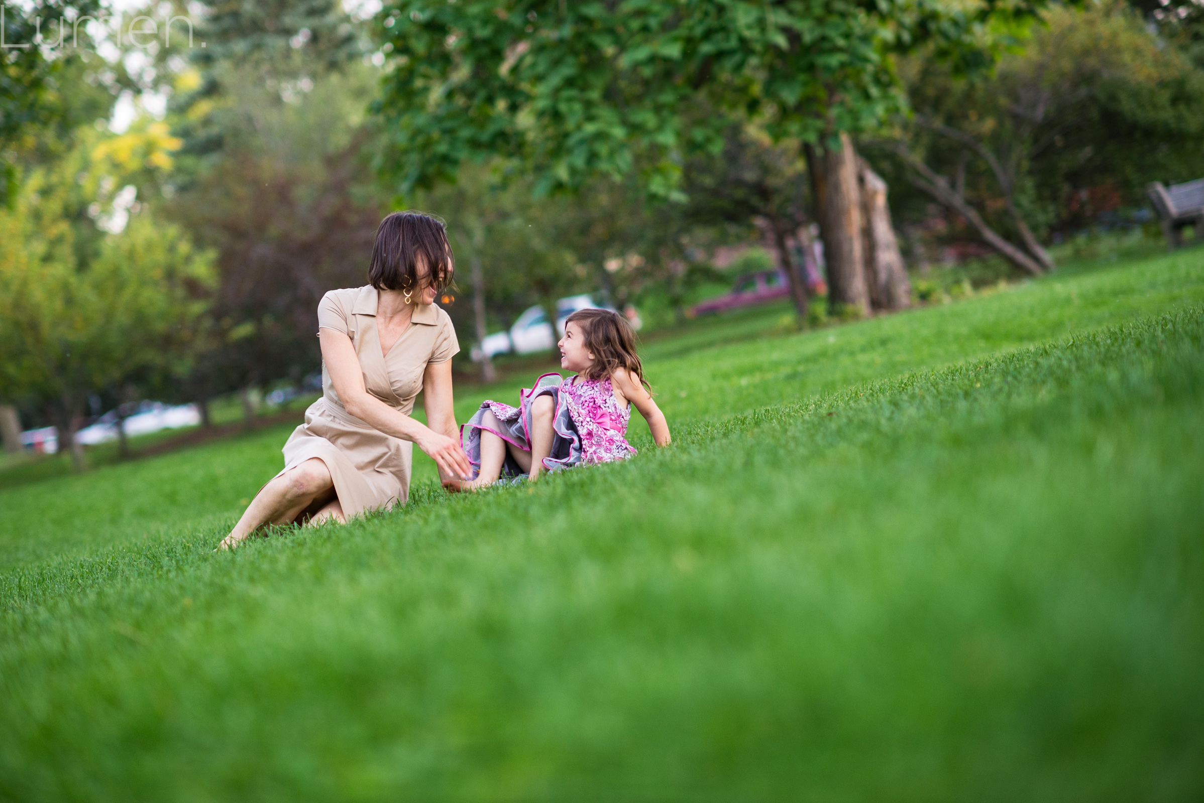 lumen photography, adventurous photography, mpls rose garden family photos,  minnesota