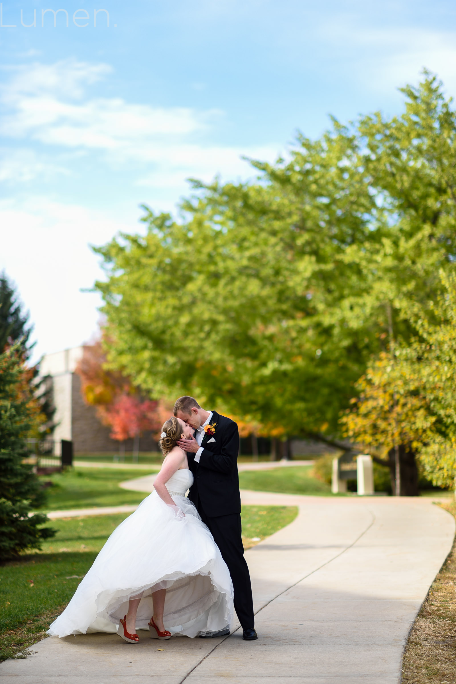 lumen photography, adventurous photography, couture, st. paul college club wedding photos, northfield mn wedding photography, st. olaf college