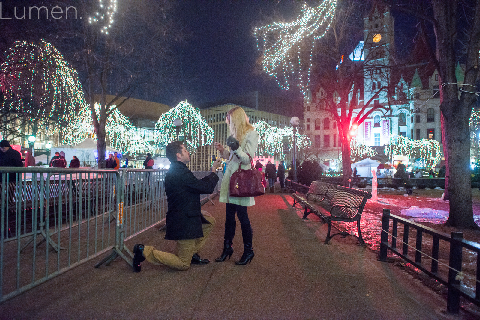 st. paul proposal photography, minnesota proposal photography, adventurous photography, couture, st. paul, rice park, great water brewing