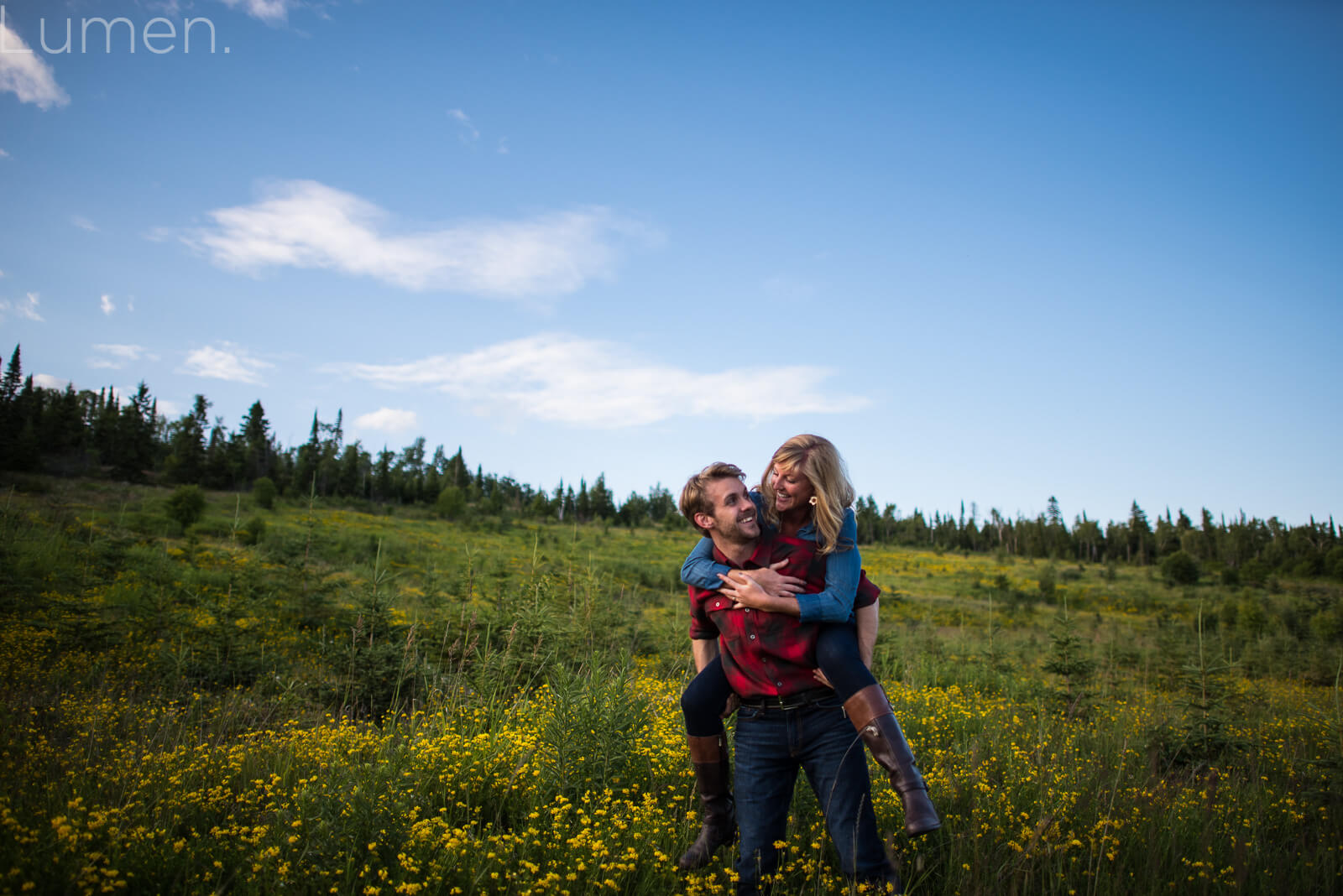 lumen photography, adventurous engagement photography, grand marais wedding photography, north shore engagement photos, grand marais engagement photos, lake superior