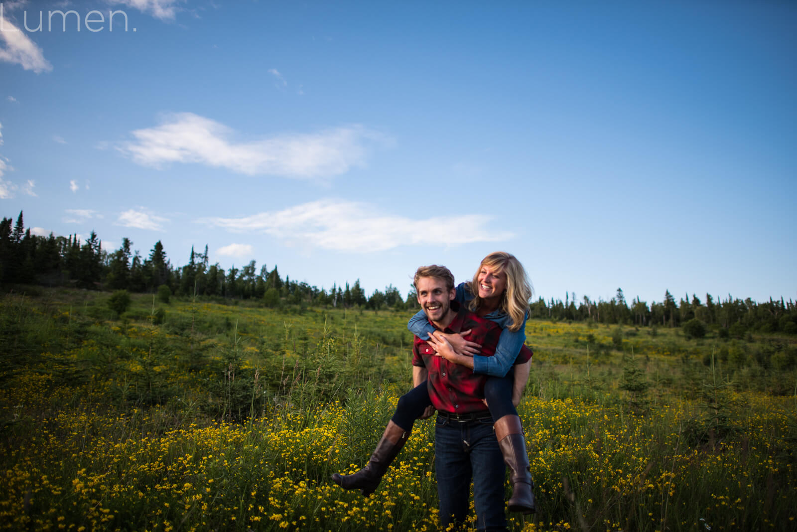 lumen photography, adventurous engagement photography, grand marais wedding photography, north shore engagement photos, grand marais engagement photos, lake superior