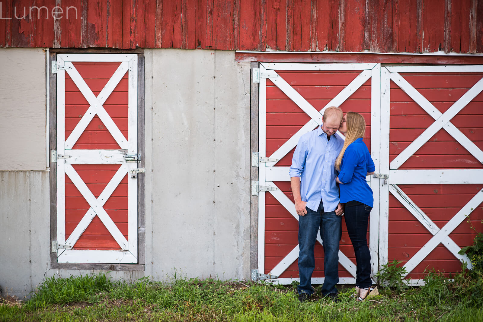 adventurous photography, lumen photography, minnesota farm engagement session, barn photos