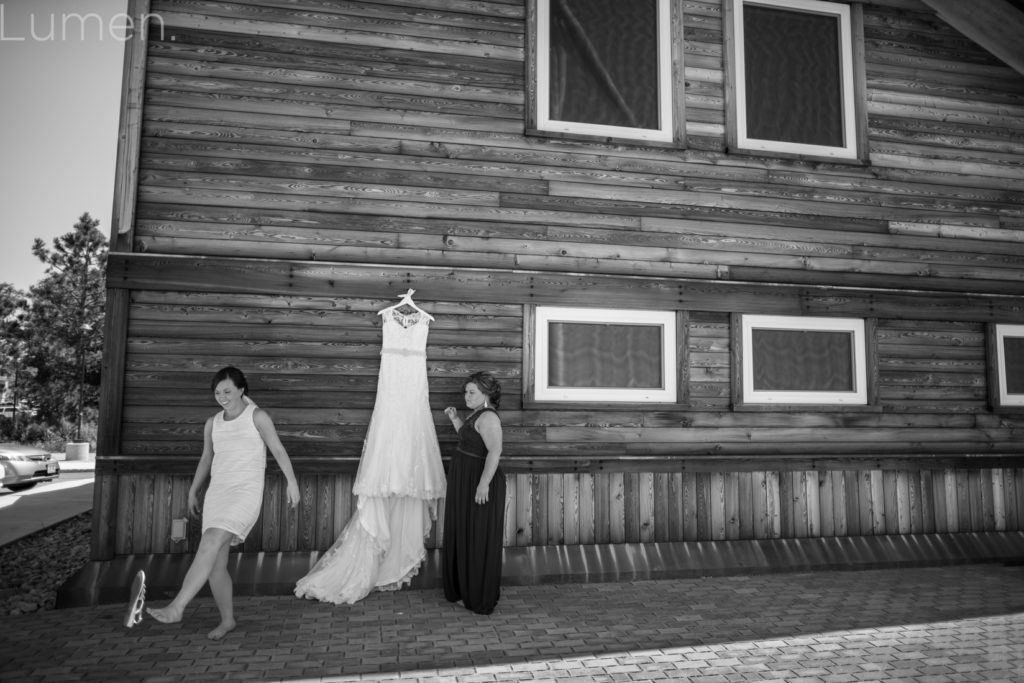 lumen photography, st. olaf wedding photos. boe chapel wedding photos. northfield wedding photography. minnesota. 