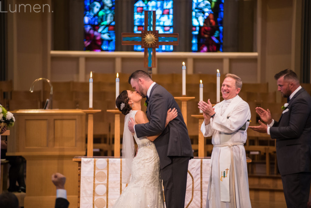 lumen photography, st. olaf wedding photos. boe chapel wedding photos. northfield wedding photography. minnesota. 