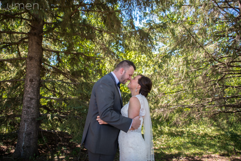 lumen photography, st. olaf wedding photos. boe chapel wedding photos. northfield wedding photography. minnesota. 