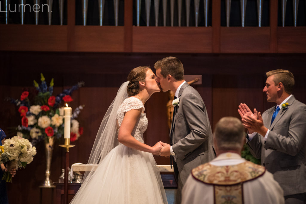 St. Olaf Catholic Church, lumen photography, adventurous, minneapolis club wedding photography, minneapolis wedding photography, minnesota, 