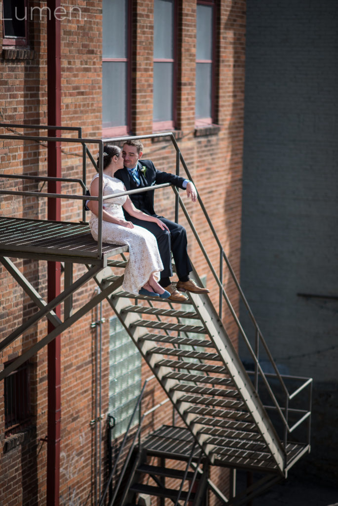 lumen photography, adventurous, minneapolis, minnesota, northfield, red barn farm pizza wedding photos