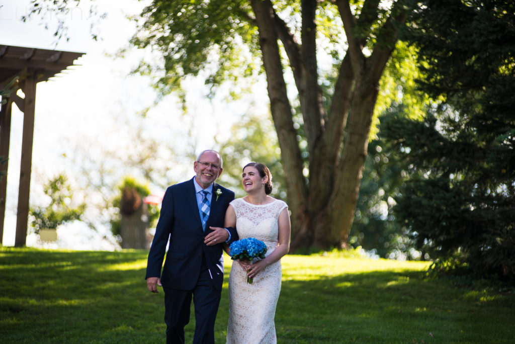 lumen photography, adventurous, minneapolis, minnesota, northfield, red barn farm pizza wedding photos